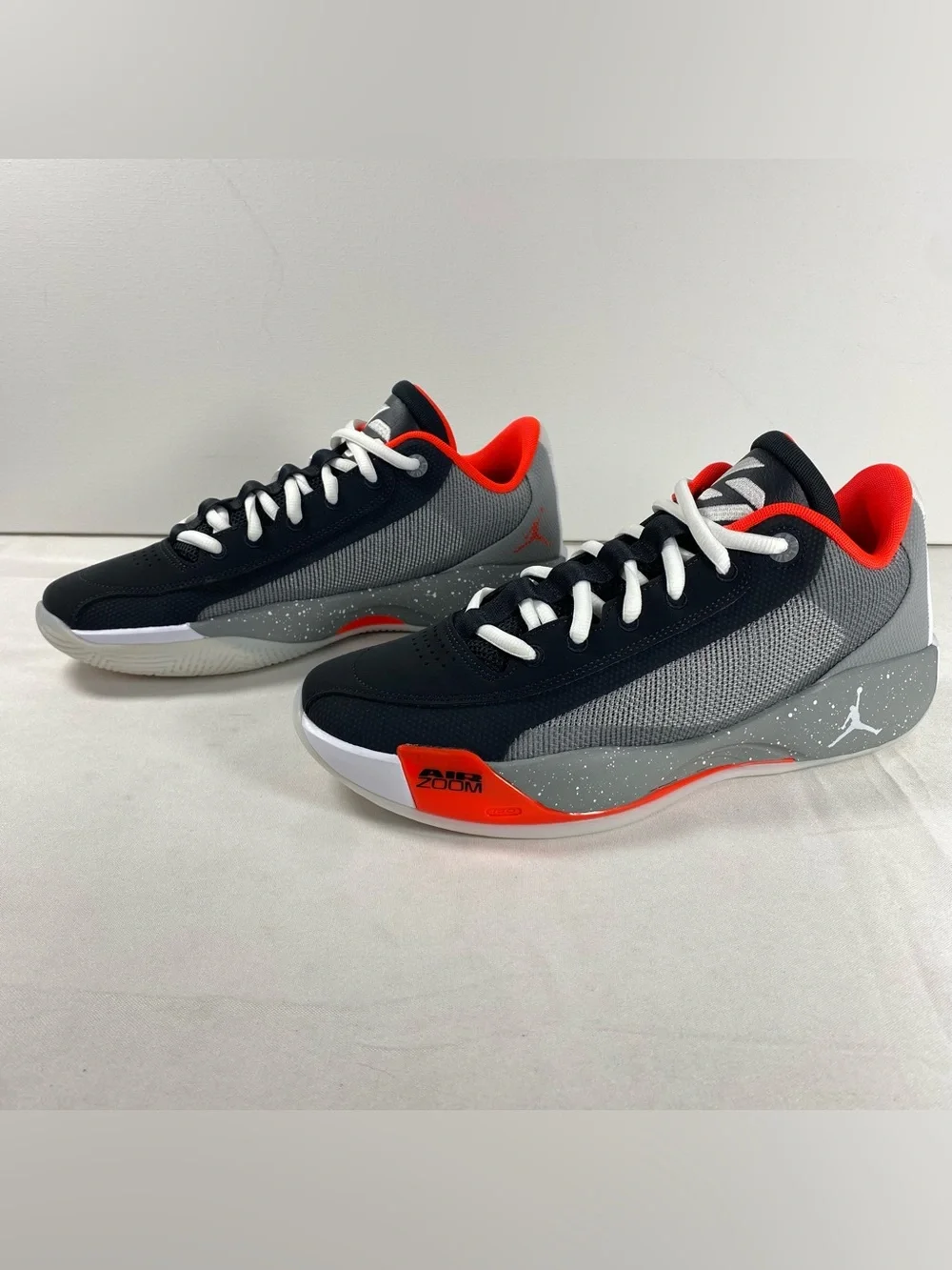 Jordan Luka .77 Mens 10 Off Noir Grey Crimson Basketball HF0806-005 NWOB